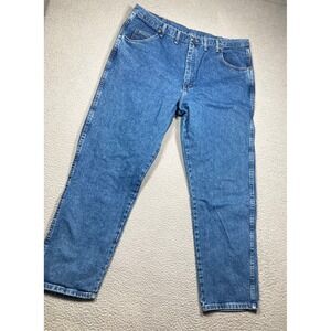 Wrangler Rugged Wear Jeans Mens 44x32 (42x31 Blue Med Wash American Cowboy Denim